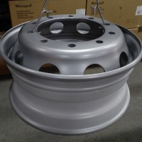 Покраска грузовых дисков R22 в серебро