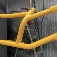 Покраска деталей квадроцикла в жёлтый цвет